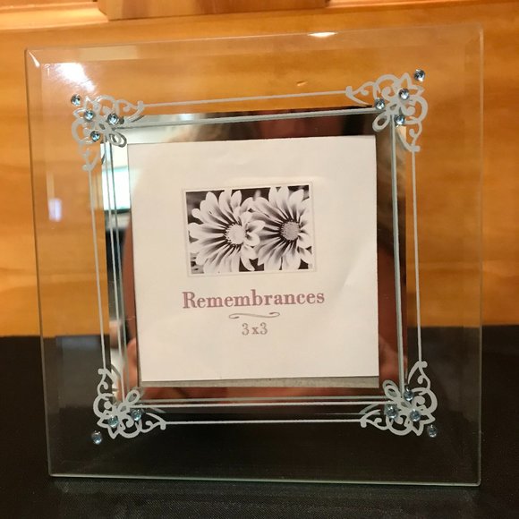 Picture Frames - Picture 6 of 6